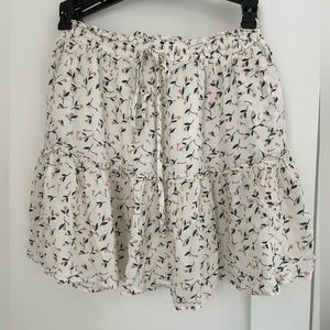 Floral mini skirt.